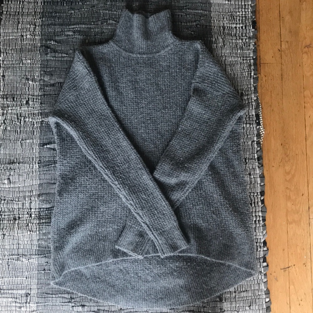 Madewell Turtleneck sweater